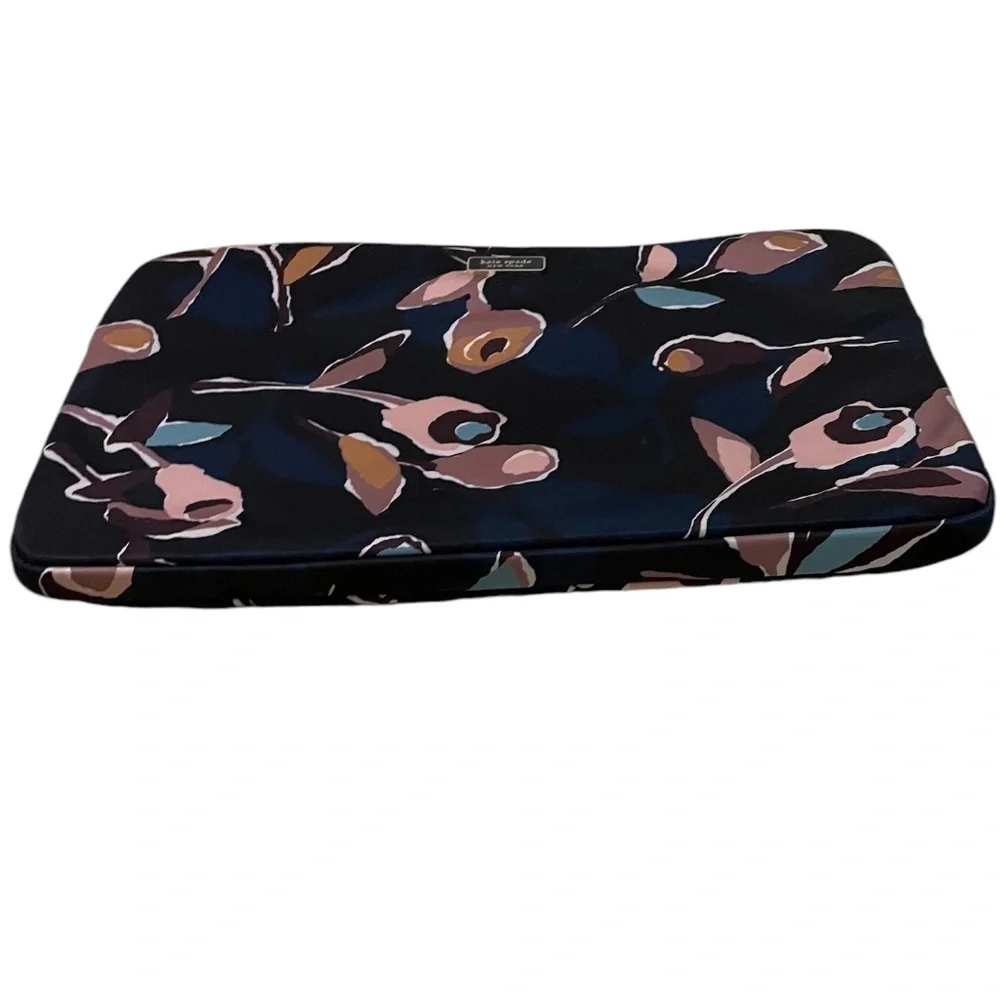 NWOT Kate Spade Blake‎ AvenueDawn Rose Universal Laptop Sleeve 15